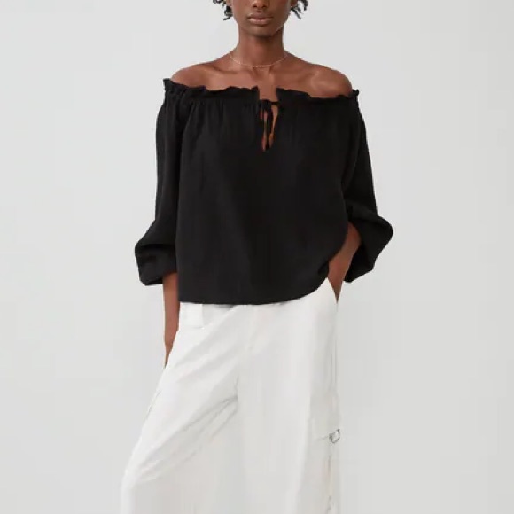 Zara Tops - Zara Textured Off The Shoulder Longsleeve